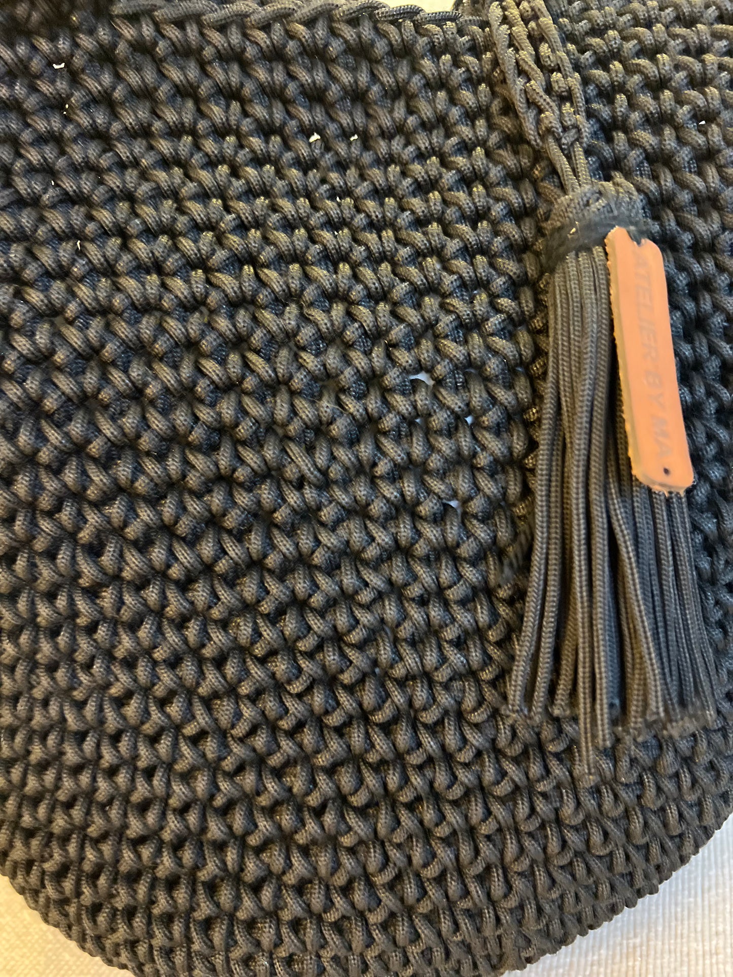 Sac Cargo avec pompon en nylon - Modèle Noir