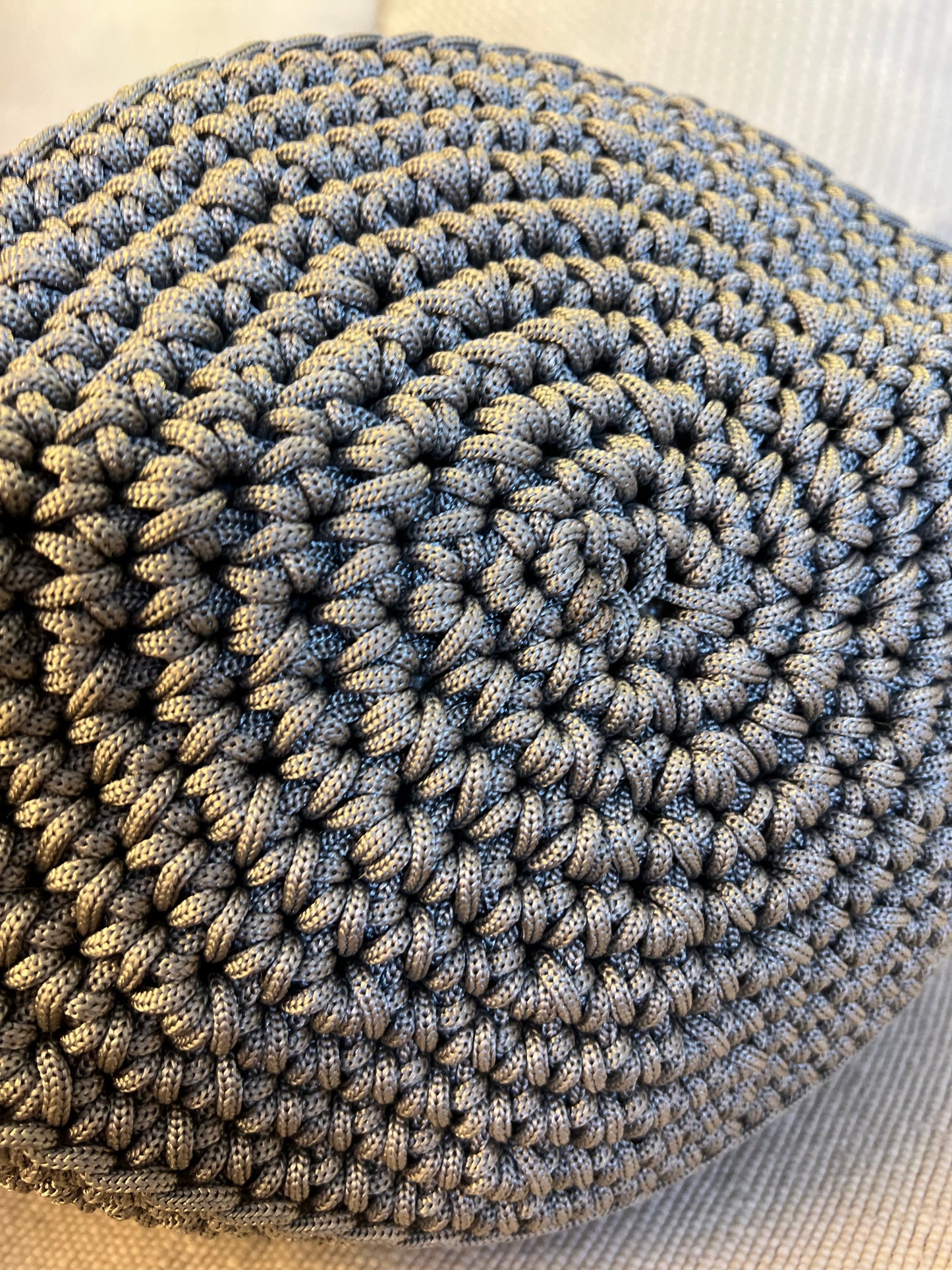 Sac Cargo avec pompon en nylon - Modèle Gris