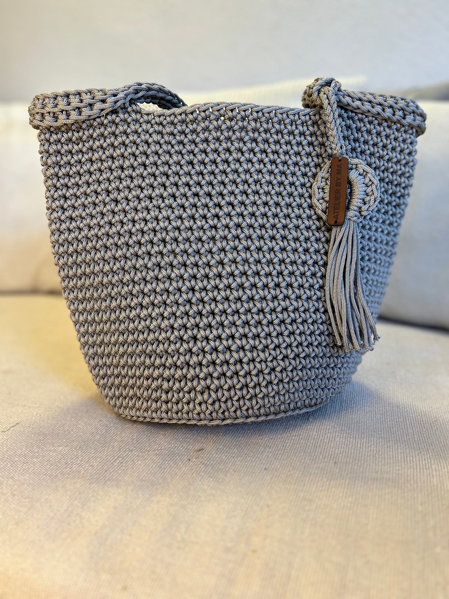 Sac Cargo avec pompon en nylon - Modèle Gris