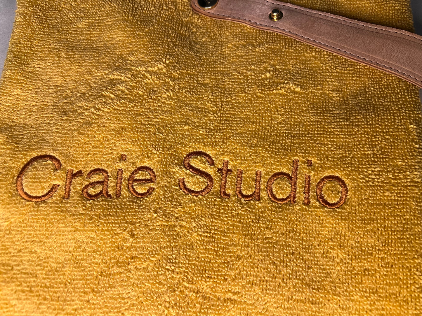 Drap de plage marque « Craie Studio » Modèle  Jaune