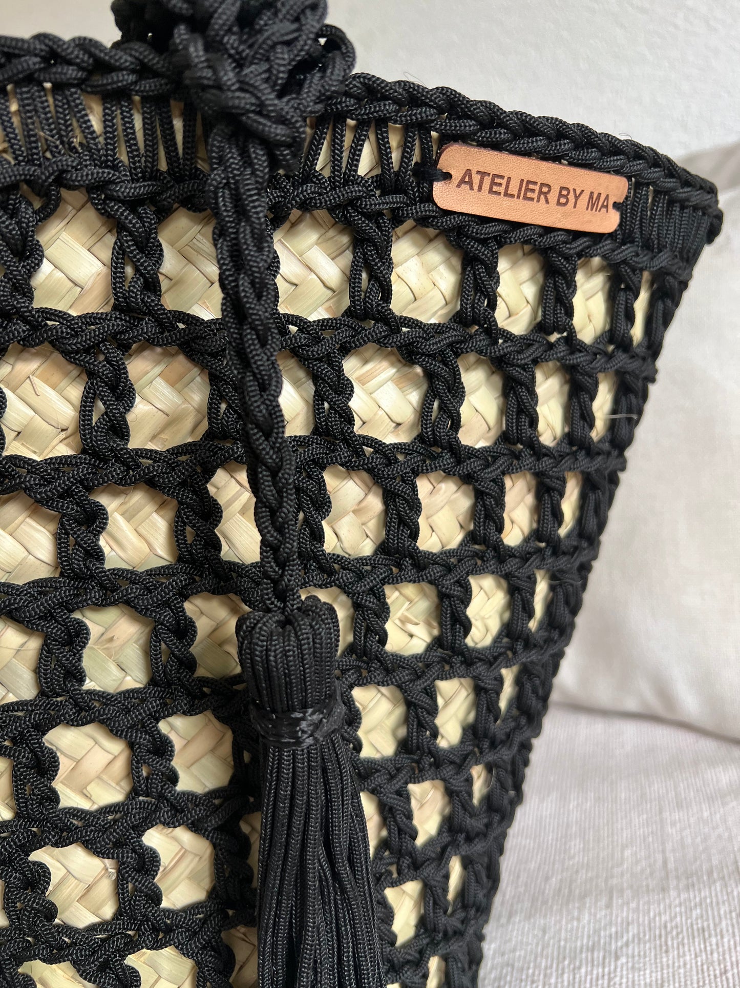 Panier - Sac à main Modèle «  Alba » couleur Noir