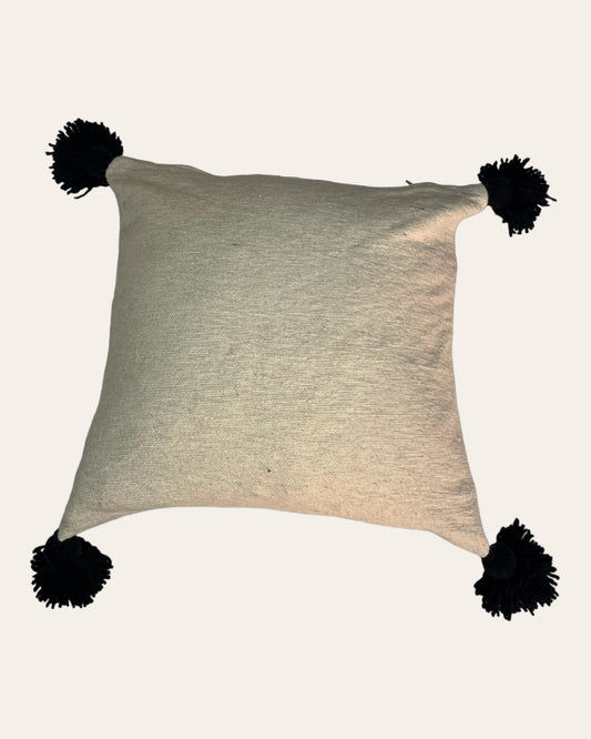 Housse de coussin beige avec pompons noirs - Modèle "Elégance"