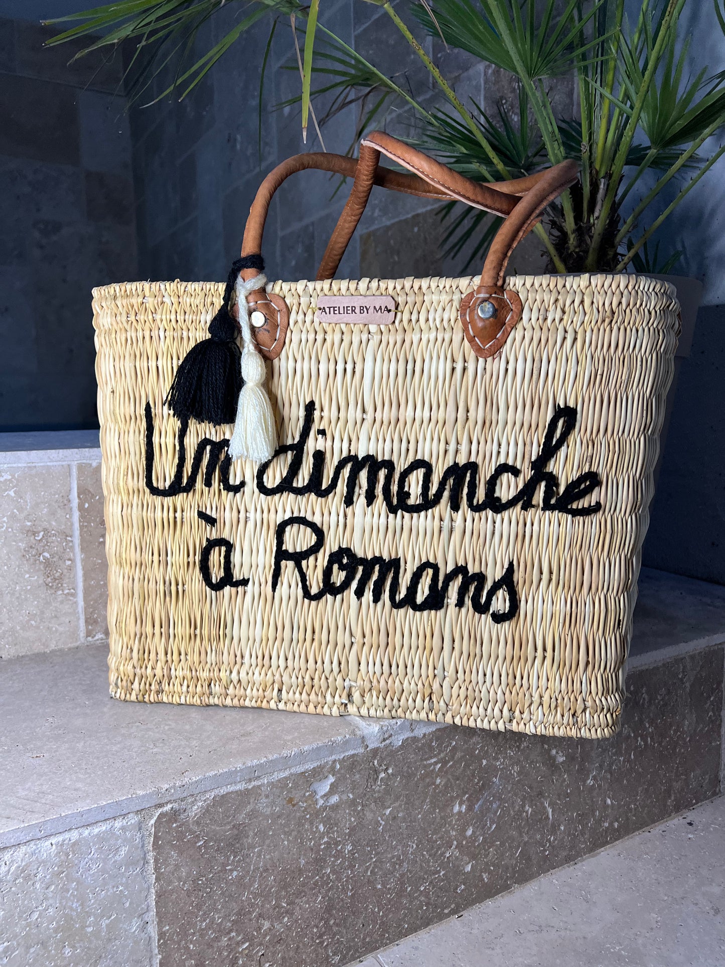 Panier Modèle "Un dimanche à Romans " 4 couleurs disponibles -  Edition limitée